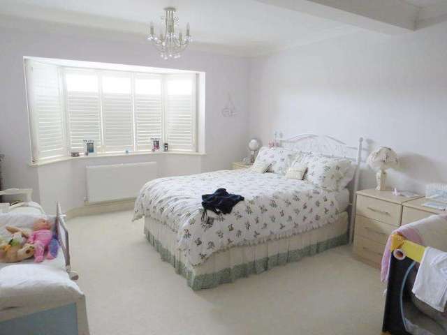  Image of 4 bedroom Bungalow for sale in Seafield Road Barton on Sea New Milton BH25 at Seafield Road Barton on Sea NEW MILTON, BH25 7JR