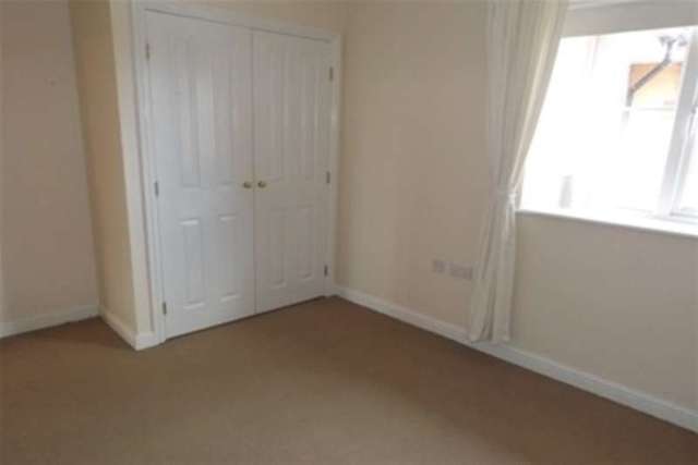  Image of 1 bedroom Flat to rent in Seager Drive Cardiff CF11 at Cardiff, CF11 7FD