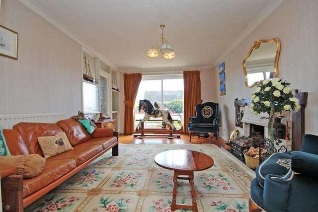  Image of 4 bedroom Chalet for sale in Selfridge Avenue Southbourne Bournemouth BH6 at Selfridge Avenue Hengistbury Head Bournemouth, BH6 4NB