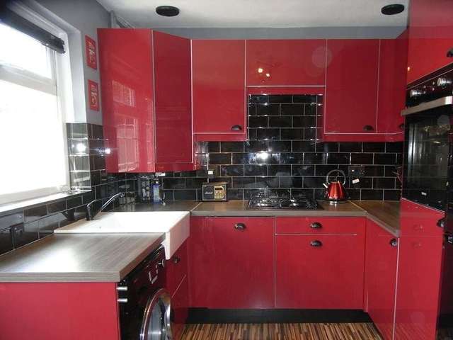  Image of 2 bedroom Terraced house for sale in Sellwood Drive Barnet EN5 at Sellwood Drive  Barnet, EN5 2RW