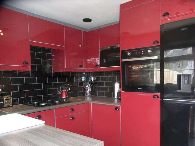  Image of 2 bedroom Terraced house for sale in Sellwood Drive Barnet EN5 at Sellwood Drive  Barnet, EN5 2RW
