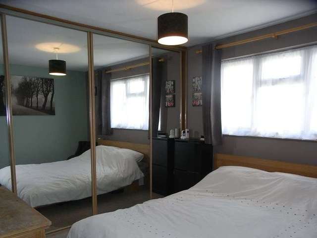  Image of 2 bedroom Terraced house for sale in Sellwood Drive Barnet EN5 at Sellwood Drive  Barnet, EN5 2RW