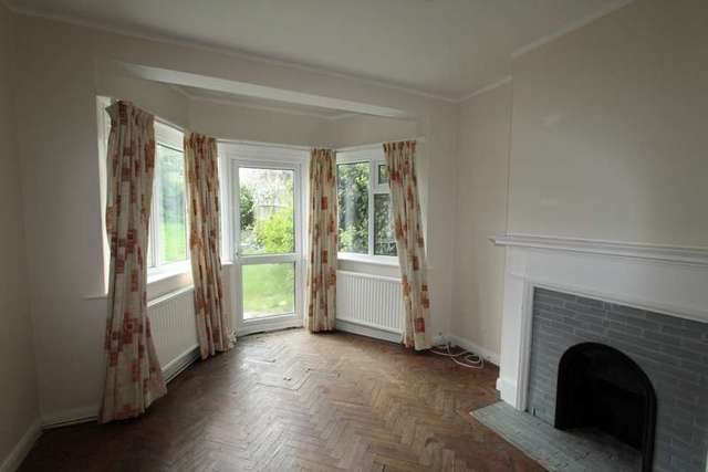  Image of 4 bedroom End of Terrace to rent in Selwood Road Croydon CR0 at Selwood Road  Croydon, CR0 7JU