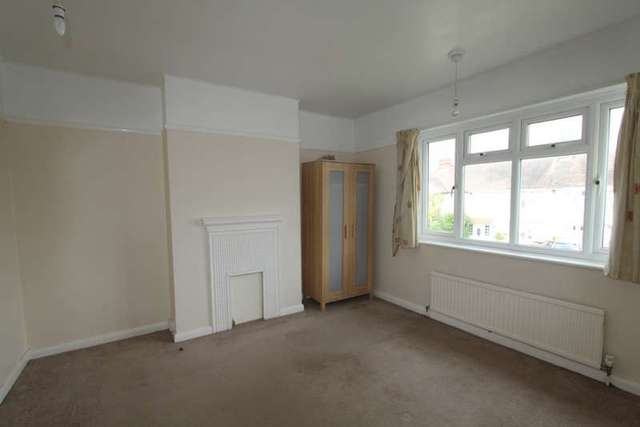 Image of 4 bedroom End of Terrace to rent in Selwood Road Croydon CR0 at Selwood Road  Croydon, CR0 7JU