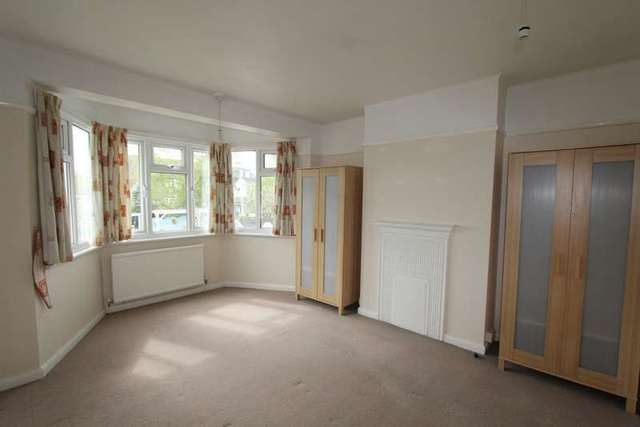  Image of 4 bedroom End of Terrace to rent in Selwood Road Croydon CR0 at Selwood Road  Croydon, CR0 7JU