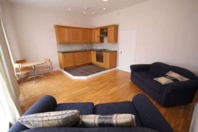  Image of 3 bedroom Flat to rent in Sevington Street London W9 at London, W9 2QN