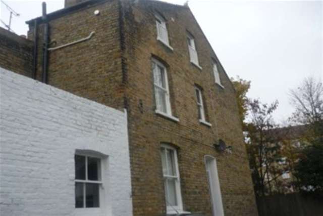  Image of 3 bedroom Detached house to rent in Shaftsbury Street Ramsgate CT11 at Ramsgate, CT11 8JG