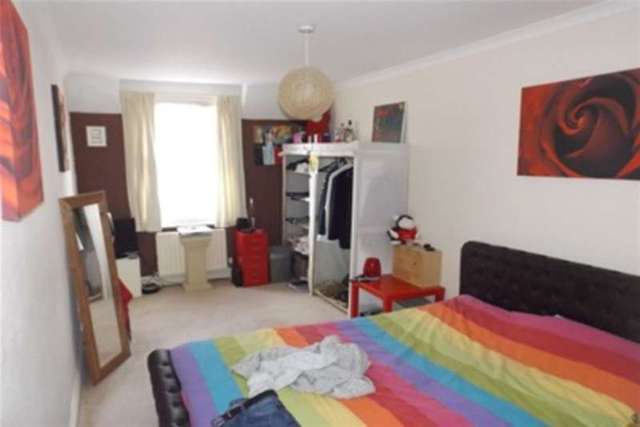  Image of 2 bedroom Flat to rent in Shakespeare Road Bedford MK40 at Bedford, MK40 2DX