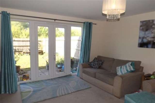  Image of 3 bedroom Semi-Detached house to rent in Sharpham Road Glastonbury BA6 at Glastonbury, BA6 9GB