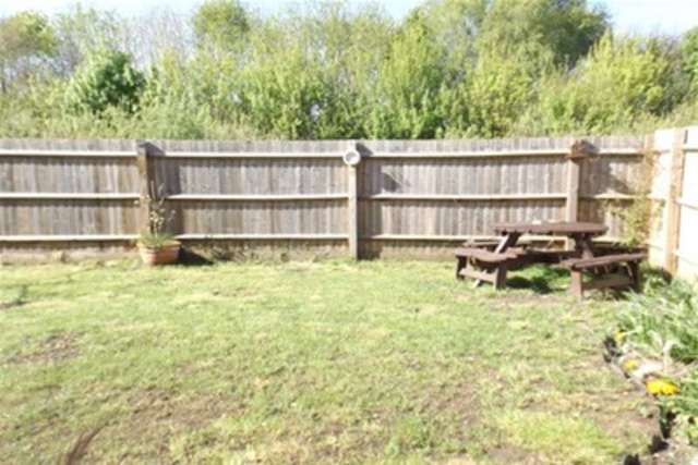  Image of 3 bedroom Semi-Detached house to rent in Sharpham Road Glastonbury BA6 at Glastonbury, BA6 9GB