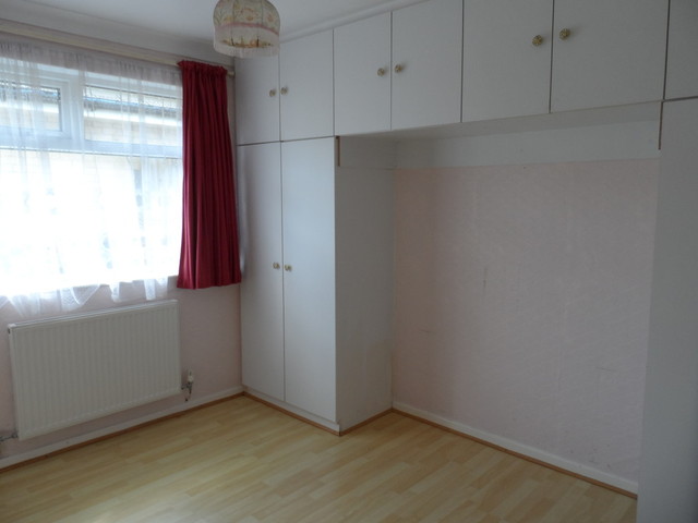  Image of 3 bedroom Detached house to rent in Shepcote Close Leeds LS16 at Shepcote Close Cookridge Leeds, LS16 6SB