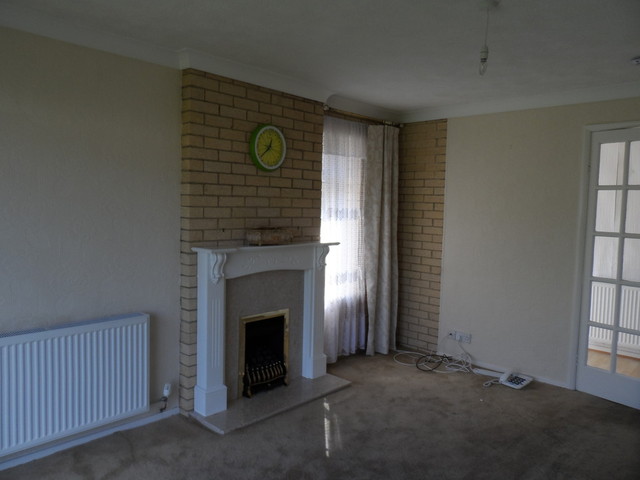  Image of 3 bedroom Detached house to rent in Shepcote Close Leeds LS16 at Shepcote Close Cookridge Leeds, LS16 6SB