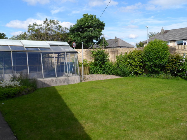  Image of 3 bedroom Detached house to rent in Shepcote Close Leeds LS16 at Shepcote Close Cookridge Leeds, LS16 6SB