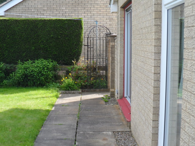  Image of 3 bedroom Detached house to rent in Shepcote Close Leeds LS16 at Shepcote Close Cookridge Leeds, LS16 6SB