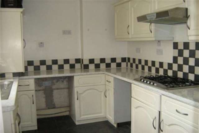  Image of 2 bedroom Flat to rent in Town Lane Shepton Mallet BA4 at Shepton Mallet, BA4 5LX