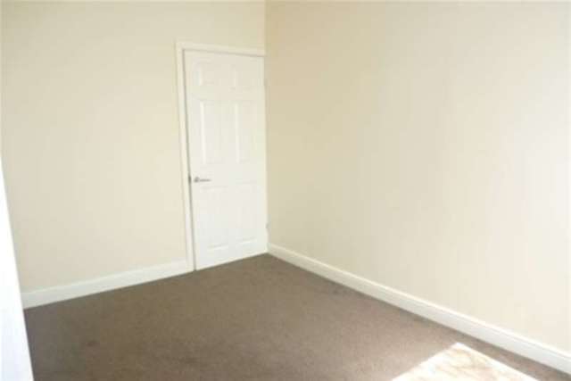  Image of 3 bedroom Terraced house to rent in Sheridan Street Knighton Fields Leicester LE2 at Leicester, LE2 7NH