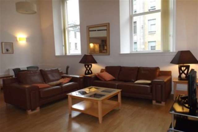  Image of 2 bedroom Flat to rent in Ingram Street Glasgow G1 at Glasgow, G1 1DW