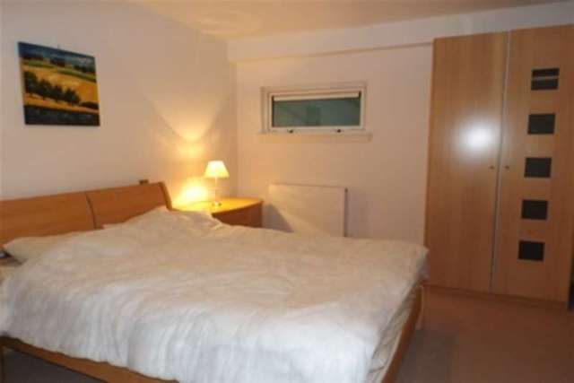  Image of 2 bedroom Flat to rent in Ingram Street Glasgow G1 at Glasgow, G1 1DW