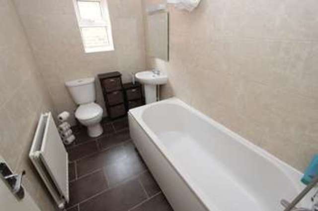  Image of 3 bedroom Semi-Detached house for sale in Grove Road Shirley Southampton SO15 at Grove Road Shirley Southampton, SO15 3GG