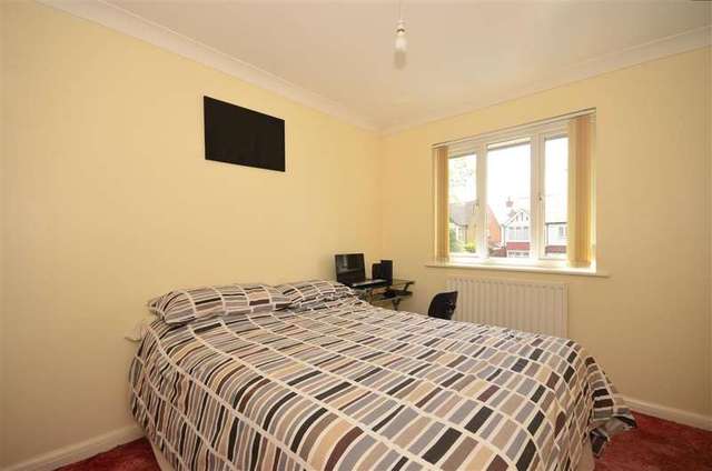  Image of 4 bedroom Terraced house for sale in Shirley Road Croydon CR0 at Shirley Croydon Croydon, CR0 7LQ
