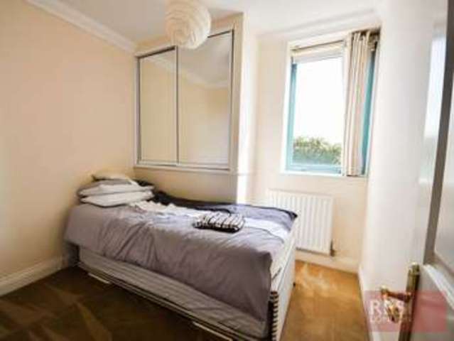  Image of 2 bedroom Flat to rent in Shoot Up Hill London NW2 at Shoot Up Hill  London, NW2 3UQ