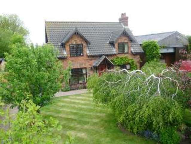  Image of 4 bedroom Detached house for sale in Sloothby Sloothby Alford LN13 at Sloothby  Alford, LN13 9NR