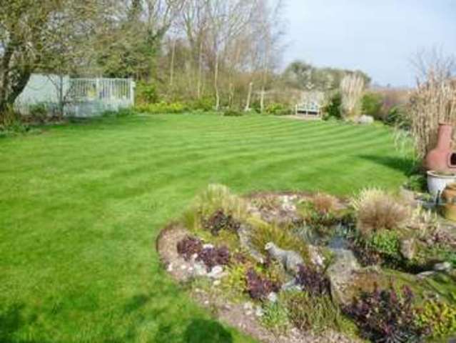  Image of 4 bedroom Detached house for sale in Sloothby Sloothby Alford LN13 at Sloothby  Alford, LN13 9NR