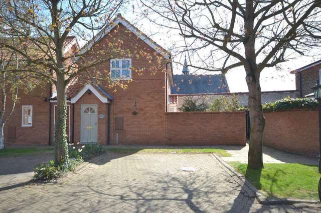  Image of 2 bedroom Cottage for sale in The Courtyard Snettisham King