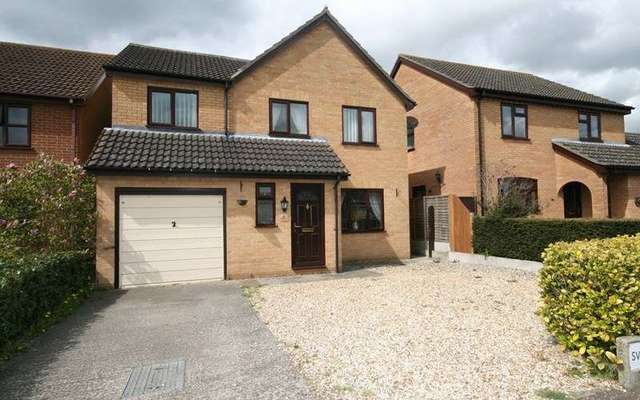  Image of 4 bedroom Detached house for sale in Snowdrop Drive Attleborough NR17 at Snowdrop Drive  Attleborough, NR17 2PP