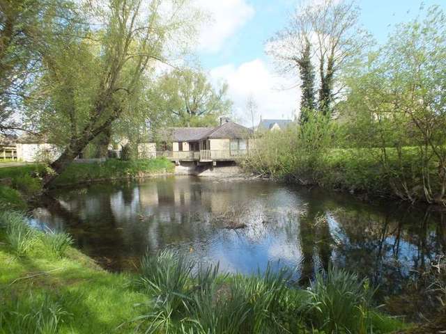  Image of 4 bedroom Detached house for sale in Oak Way South Cerney Cirencester GL7 at South Cerney South Cerney, GL7 5XX