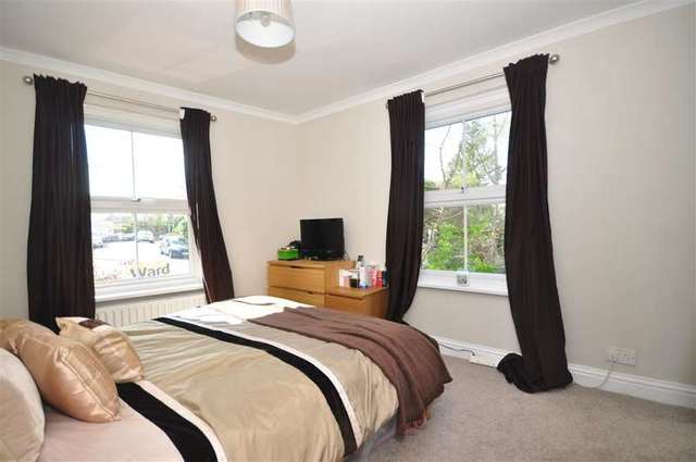  Image of 2 bedroom End of Terrace for sale in South Hill Road Gravesend DA12 at Gravesend Kent Gravesend, DA12 1JX