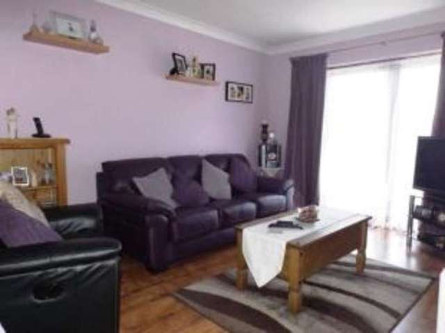  Image of 1 bedroom Maisonette for sale in Duncan Close Southampton SO19 at Southampton Hampshire Woolston, SO19 9QW