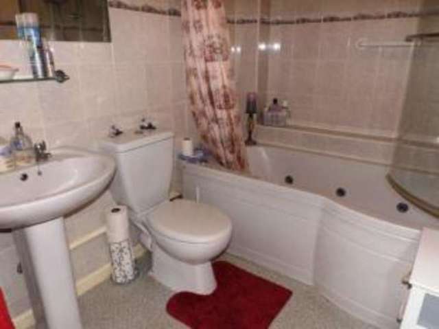  Image of 1 bedroom Maisonette for sale in Duncan Close Southampton SO19 at Southampton Hampshire Woolston, SO19 9QW