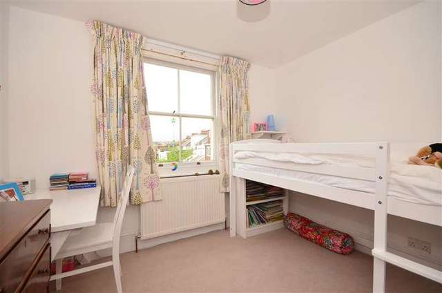  Image of 3 bedroom Terraced house for sale in Southdown Avenue Brighton BN1 at Brighton East Sussex Brighton, BN1 6EG