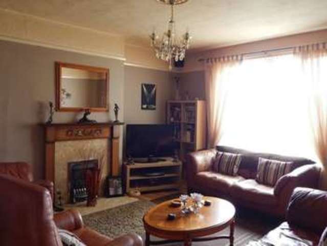  Image of 3 bedroom Flat for sale in Harrysmuir North Pumpherston Livingston EH53 at Harrysmuir North Pumpherston Livingston, EH53 0PA