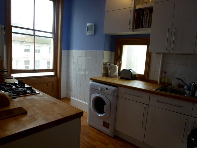  Image of 1 bedroom Flat to rent in St. Aubyns Hove BN3 at Hove, BN3 2TH