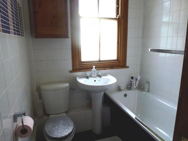  Image of 1 bedroom Flat to rent in St. Aubyns Hove BN3 at Hove, BN3 2TH