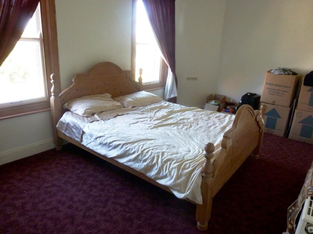  Image of 4 bedroom Detached house to rent in St. Floras Road Littlehampton BN17 at Littlehampton, BN17 6BH