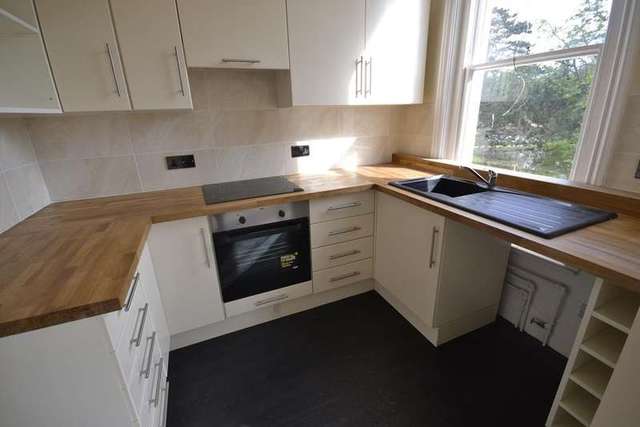  Image of 1 bedroom Flat to rent in St. Helens Road Hastings TN34 at 63 St Helens Road  Hastings, TN34 2LN