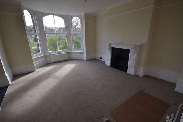  Image of 1 bedroom Flat to rent in St. Helens Road Hastings TN34 at 63 St Helens Road  Hastings, TN34 2LN