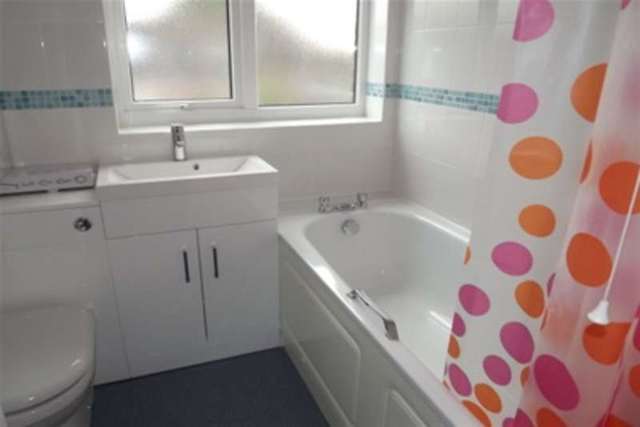  Image of 3 bedroom Detached house to rent in Sandwich Road St. Neots PE19 at St. Neots, PE19 1TY