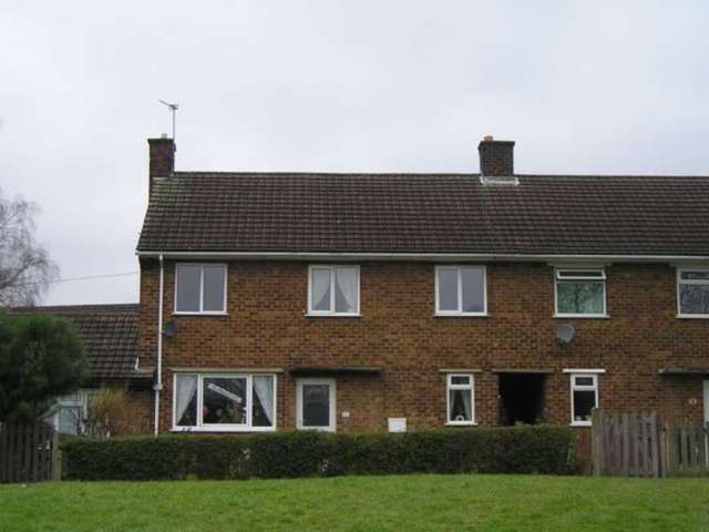  Image of 1 bedroom Studio flat to rent in St. Norbert Drive Ilkeston DE7 at St.Norberts Drive Kirk Hallam Ilkeston, DE7 4EG