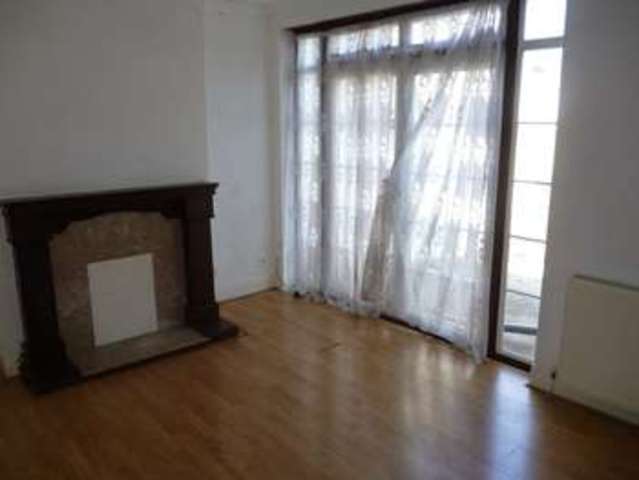  Image of 3 bedroom Property to rent in St. Peter