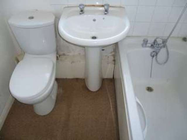  Image of 3 bedroom Property to rent in St. Peter