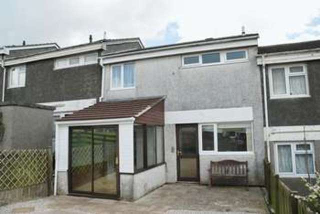  Image of 2 bedroom Terraced house to rent in St. Peters Road Crownhill Plymouth PL5 at St. Peters Road Manadon Plymouth, PL5 3DE