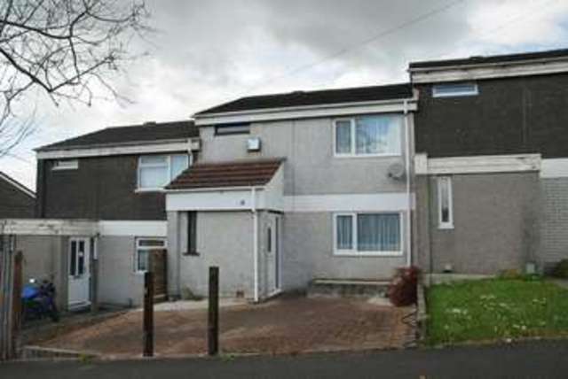  Image of 2 bedroom Terraced house to rent in St. Peters Road Crownhill Plymouth PL5 at St. Peters Road Manadon Plymouth, PL5 3DE