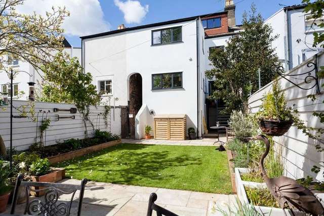  Image of 4 bedroom Terraced house for sale in St. Philips Road Norwich NR2 at Norwich Norfolk, NR2 3BN