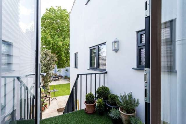  Image of 4 bedroom Terraced house for sale in St. Philips Road Norwich NR2 at Norwich Norfolk, NR2 3BN