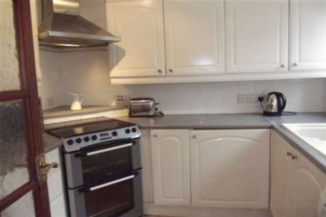  Image of 2 bedroom Flat to rent in St. Vincent Street Glasgow G3 at Glasgow, G3 8EU