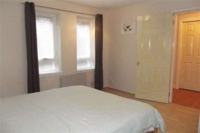  Image of 2 bedroom Flat to rent in St. Vincent Street Glasgow G3 at Glasgow, G3 8EU